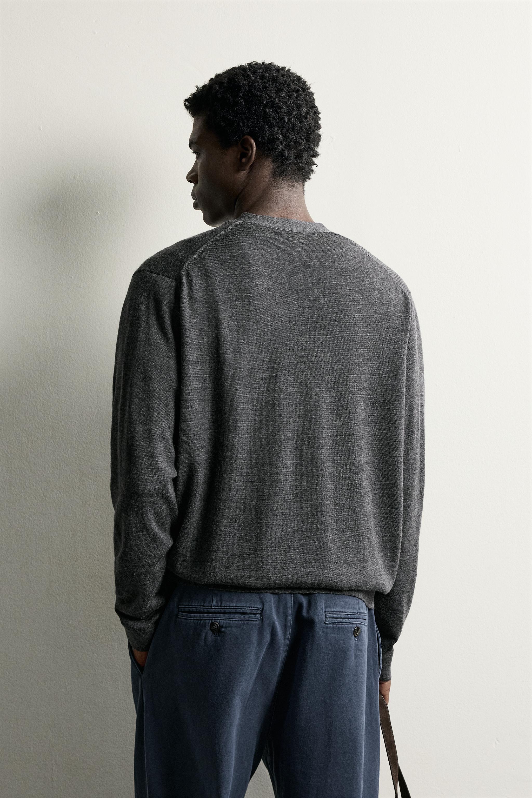 100% WOOL REGULAR FIT CARDIGAN